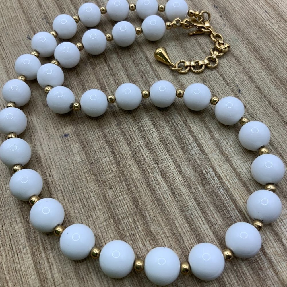 Monet Vintage Style White Milk Beads Gold Tone Collar Necklace